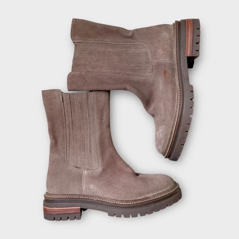 Seychelles “Cover Me Up” Chelsea Boot (Taupe Suede) – Size 7 NWOB